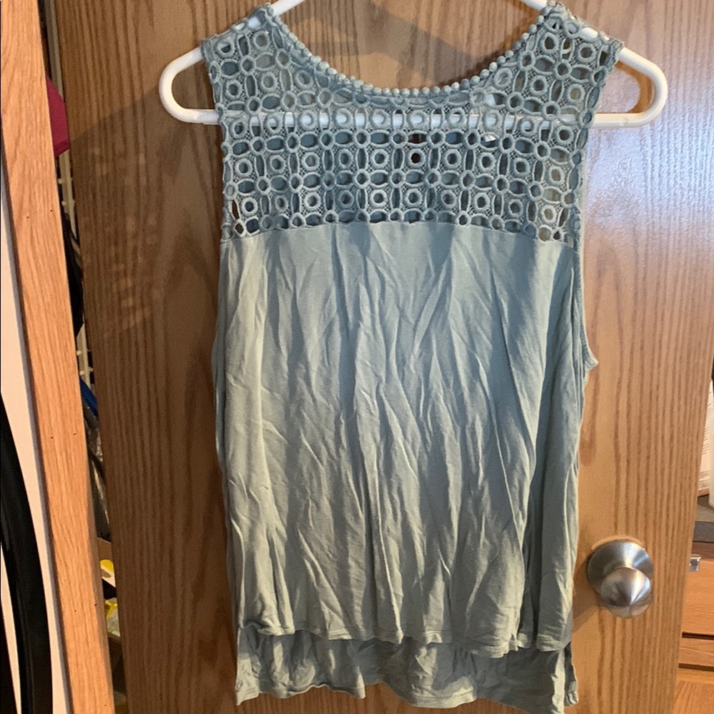 H & M Women's Sleeveless Lace Top - Light green